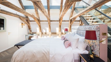 Elegant, extravagant und verspielt: Blick in ein Zimmer im The Leo Grand Hotel. (c) Werner Streitfelder