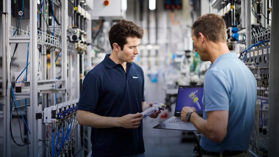 Kunststoffverfahrenstechnik und Werkzeugbautechnik (Doppellehre)