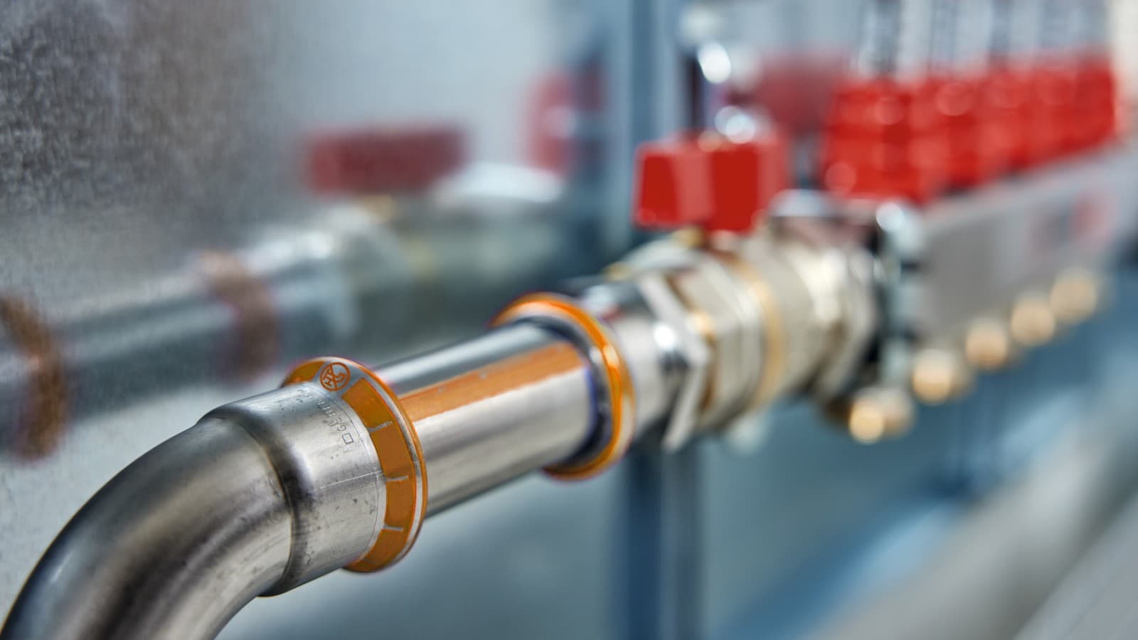Einfache Verarbeitung mit Geberit Mapress Therm Einfache Verarbeitung mit Geberit Mapress Therm